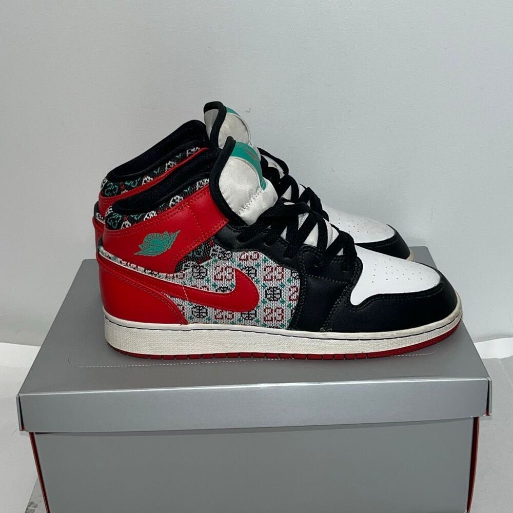 Jordan 1 Mid GS Ugly Christmas Sweater Red Black‎ White DM1208-150 Size 7Y